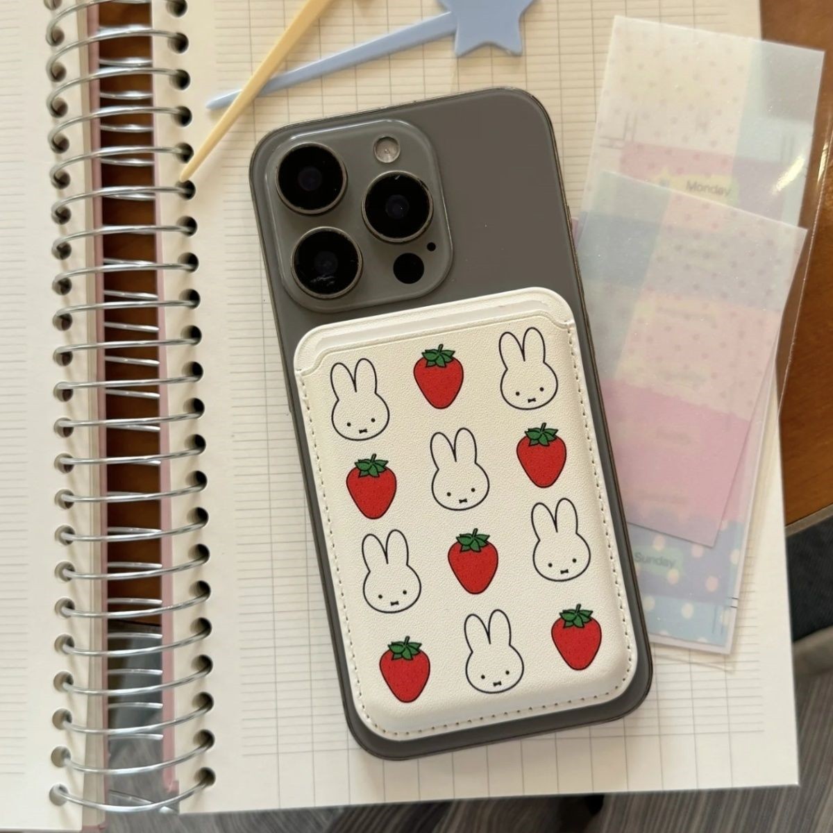 Kawaii Miffy Rabbit Magnetic C - Strawberry Huller recension och pris